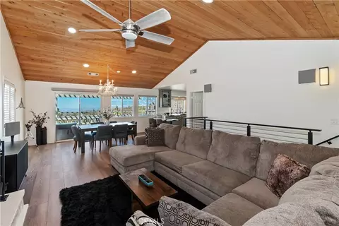 Living - 28738 Bryce Dr, Lake Arrowhead, CA 92352 photo 2 of 6