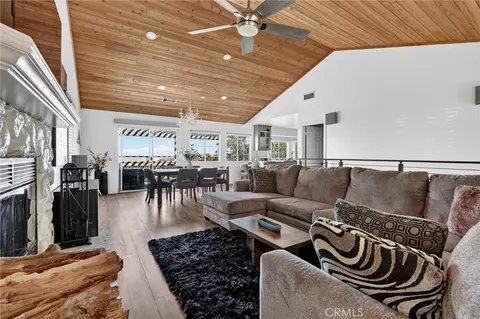 Living - 28738 Bryce Dr, Lake Arrowhead, CA 92352 photo 4 of 6