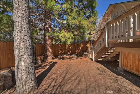 Exterior - 828 Tehama Dr, Big Bear Lake, CA 92315 photo 4 of 10