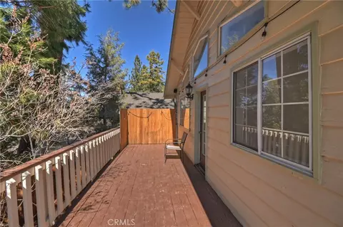 Exterior - 828 Tehama Dr, Big Bear Lake, CA 92315 photo 8 of 10