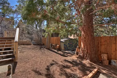 Exterior - 828 Tehama Dr, Big Bear Lake, CA 92315 photo 5 of 10