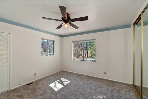 Bedroom - 828 Tehama Dr, Big Bear Lake, CA 92315 photo 7 of 9