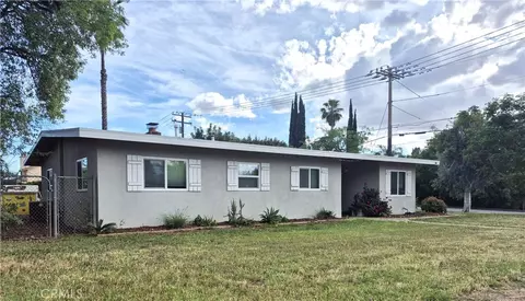 217 E Avenue L, Calimesa, CA 92320