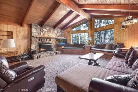 Living - 41789 Comstock, Big Bear Lake, CA 92315 photo 1 of 4