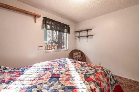 Bedroom - 41789 Comstock, Big Bear Lake, CA 92315 photo 6 of 12