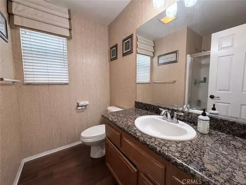 Bath - 562 Quigley Ln, Perris, CA 92570 photo 1 of 4