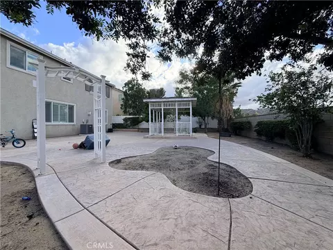 Exterior - 562 Quigley Ln, Perris, CA 92570 photo 3 of 5