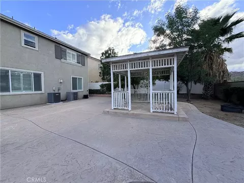 Exterior - 562 Quigley Ln, Perris, CA 92570 photo 2 of 5