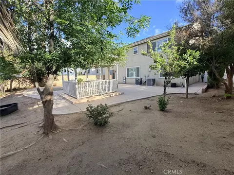 Exterior - 562 Quigley Ln, Perris, CA 92570 photo 4 of 5