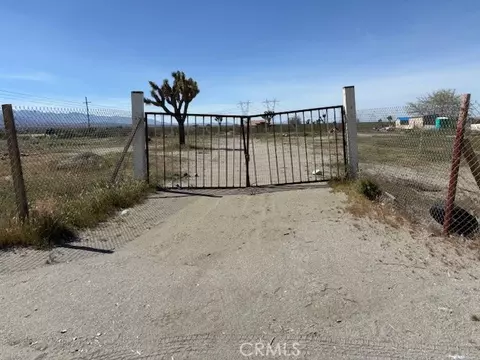1290 Highway 18, Pinon Hills, CA 92372