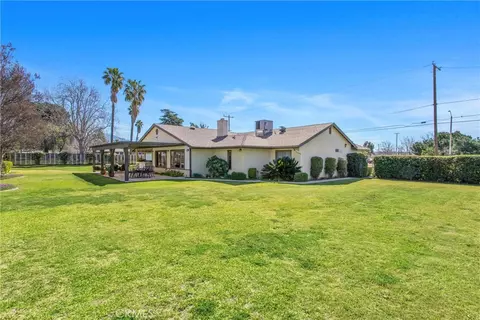 Exterior - 28216 Eucalyptus, Highland, CA 92346 photo 5 of 12