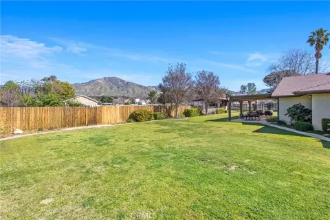 Exterior - 28216 Eucalyptus, Highland, CA 92346 photo 6 of 12
