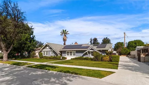 209 Anita Ct, Redlands, CA 92373