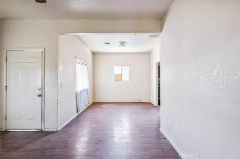 Living - 518 A St, Needles, CA 92363 photo 3 of 4