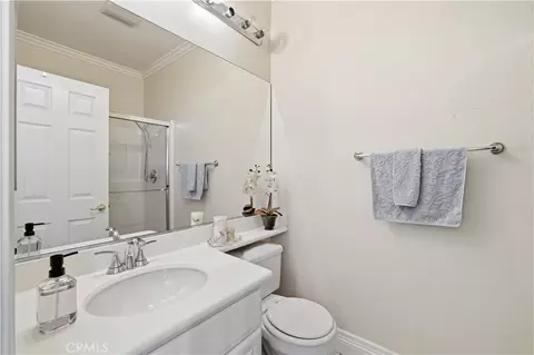 Bath - 4351 Edenwild, Corona, CA 92883 photo 2 of 5