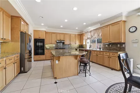Kitchen - 4351 Edenwild, Corona, CA 92883 photo 1 of 2