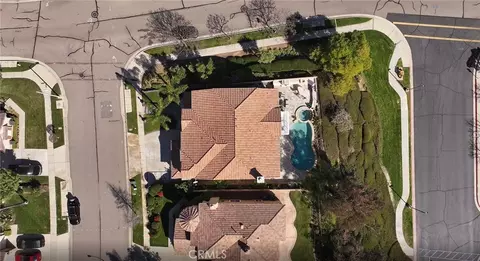 View/Area - 4351 Edenwild, Corona, CA 92883 photo 5 of 13