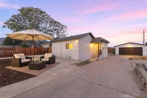 906 N Allen St, Banning, CA 92220