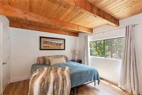 Bedroom - 113 Brentwood, Lake Arrowhead, CA 92352 photo 10 of 10