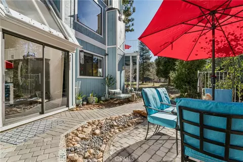 Exterior - 113 Brentwood, Lake Arrowhead, CA 92352 photo 13 of 15