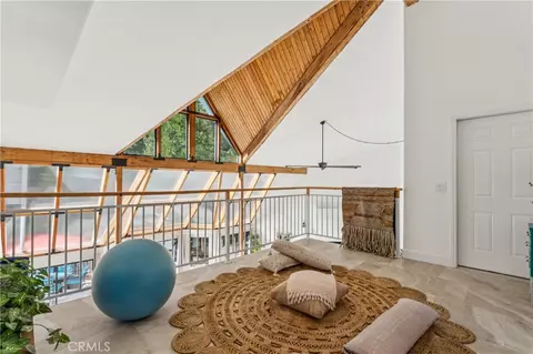 Entry Way - 113 Brentwood, Lake Arrowhead, CA 92352 photo 4 of 4