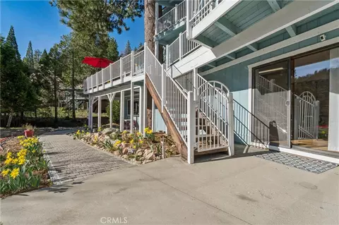Exterior - 113 Brentwood, Lake Arrowhead, CA 92352 photo 10 of 15
