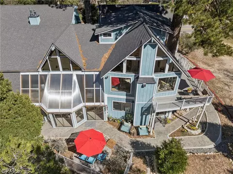 Exterior - 113 Brentwood, Lake Arrowhead, CA 92352 photo 8 of 15