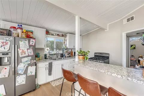 Kitchen - 28801 Howard Rd, Barstow, CA 92311 photo 1 of 2