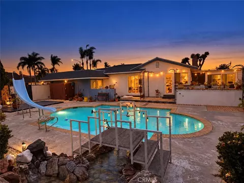 8131 Wenlock Cir, Huntington Beach, CA 92646