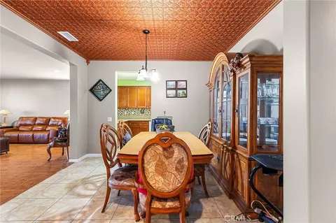 Dining - 312 Pipe Spgs, Beaumont, CA 92223 photo 2 of 3