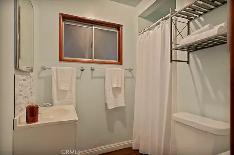 Bath - 720 Rocky Loop, Crestline, CA 92325 photo 2 of 2