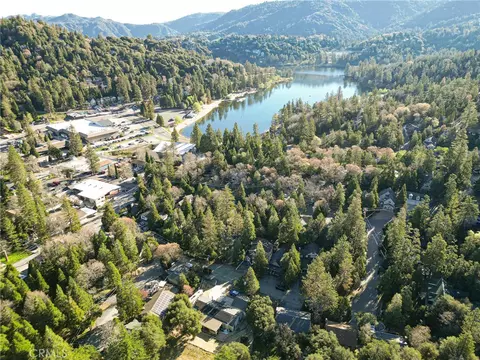 View/Area - 720 Rocky Loop, Crestline, CA 92325 photo 7 of 7