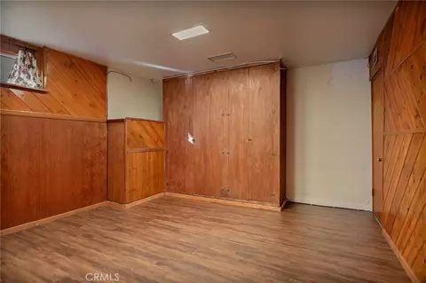 Bedroom - 720 Rocky Loop, Crestline, CA 92325 photo 6 of 9