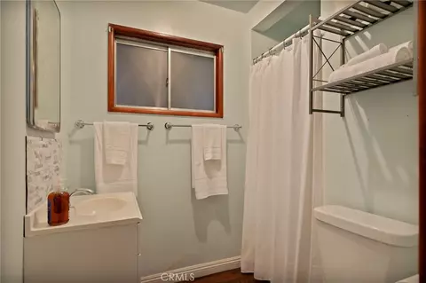 Bath - 720 Rocky Loop, Crestline, CA 92325 photo 2 of 2