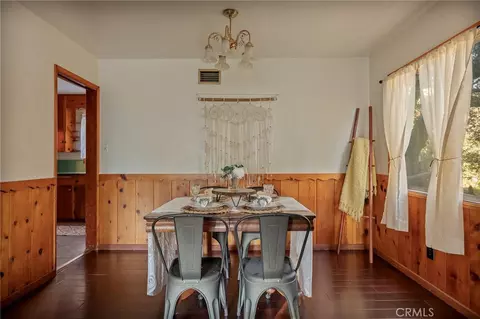 Dining - 720 Rocky Loop, Crestline, CA 92325 photo 1 of 1