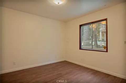 Bedroom - 720 Rocky Loop, Crestline, CA 92325 photo 8 of 9