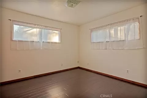 Bedroom - 720 Rocky Loop, Crestline, CA 92325 photo 4 of 9