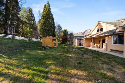 Exterior - 11821 Raspberry, Oak Glen, CA 92399 photo 6 of 10
