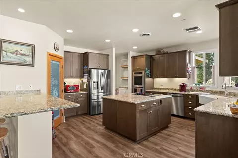 Kitchen - 11821 Raspberry, Oak Glen, CA 92399 photo 1 of 2