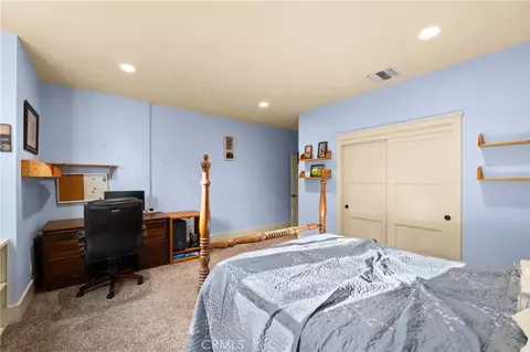 Bedroom - 11821 Raspberry, Oak Glen, CA 92399 photo 6 of 9