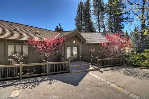 Exterior - 299 Riviera, Lake Arrowhead, CA 92352 photo 4 of 13