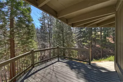 Exterior - 299 Riviera, Lake Arrowhead, CA 92352 photo 7 of 13