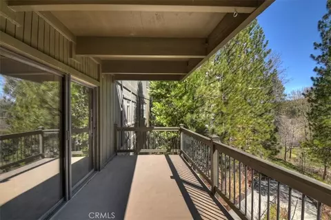 Exterior - 299 Riviera, Lake Arrowhead, CA 92352 photo 12 of 13