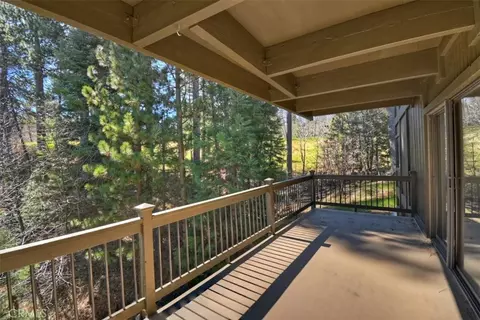 Exterior - 299 Riviera, Lake Arrowhead, CA 92352 photo 11 of 13