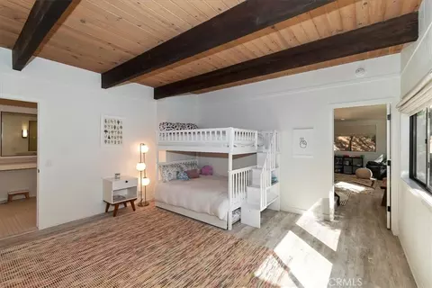 Bedroom - 299 Riviera, Lake Arrowhead, CA 92352 photo 4 of 9