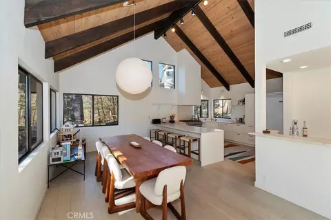 Dining - 299 Riviera, Lake Arrowhead, CA 92352 photo 2 of 4