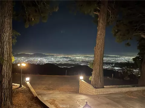 22988 Valley Vw, Crestline, CA 92325