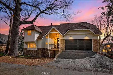 Exterior - 27604 Matterhorn Dr, Lake Arrowhead, CA 92352 photo 10 of 11