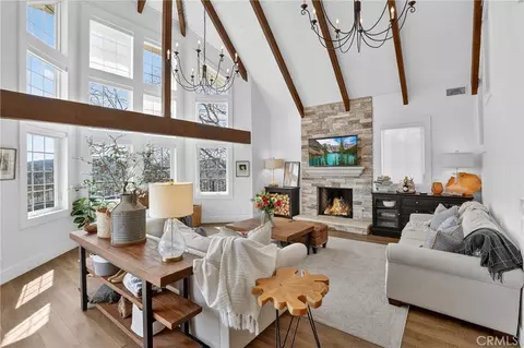 27604 Matterhorn Dr, Lake Arrowhead, CA 92352