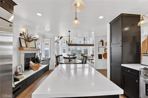 Kitchen - 27604 Matterhorn Dr, Lake Arrowhead, CA 92352 photo 3 of 4